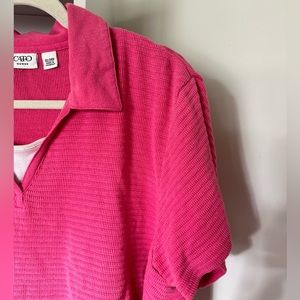 Pink cute women’s cropped collard shirt